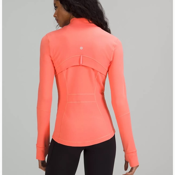 Define Jacket 
Luon - Picture 4 of 5